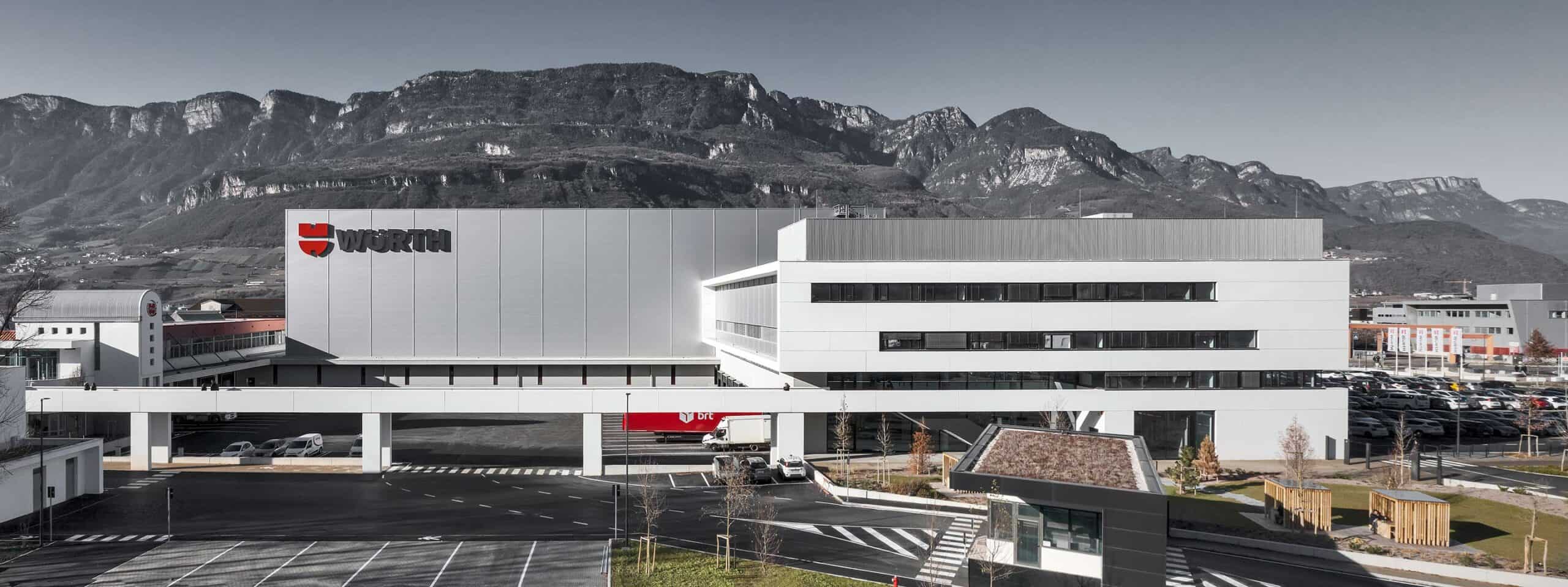 Logistica sostenibile: come ridurre impatti, sprechi e complessità operative.