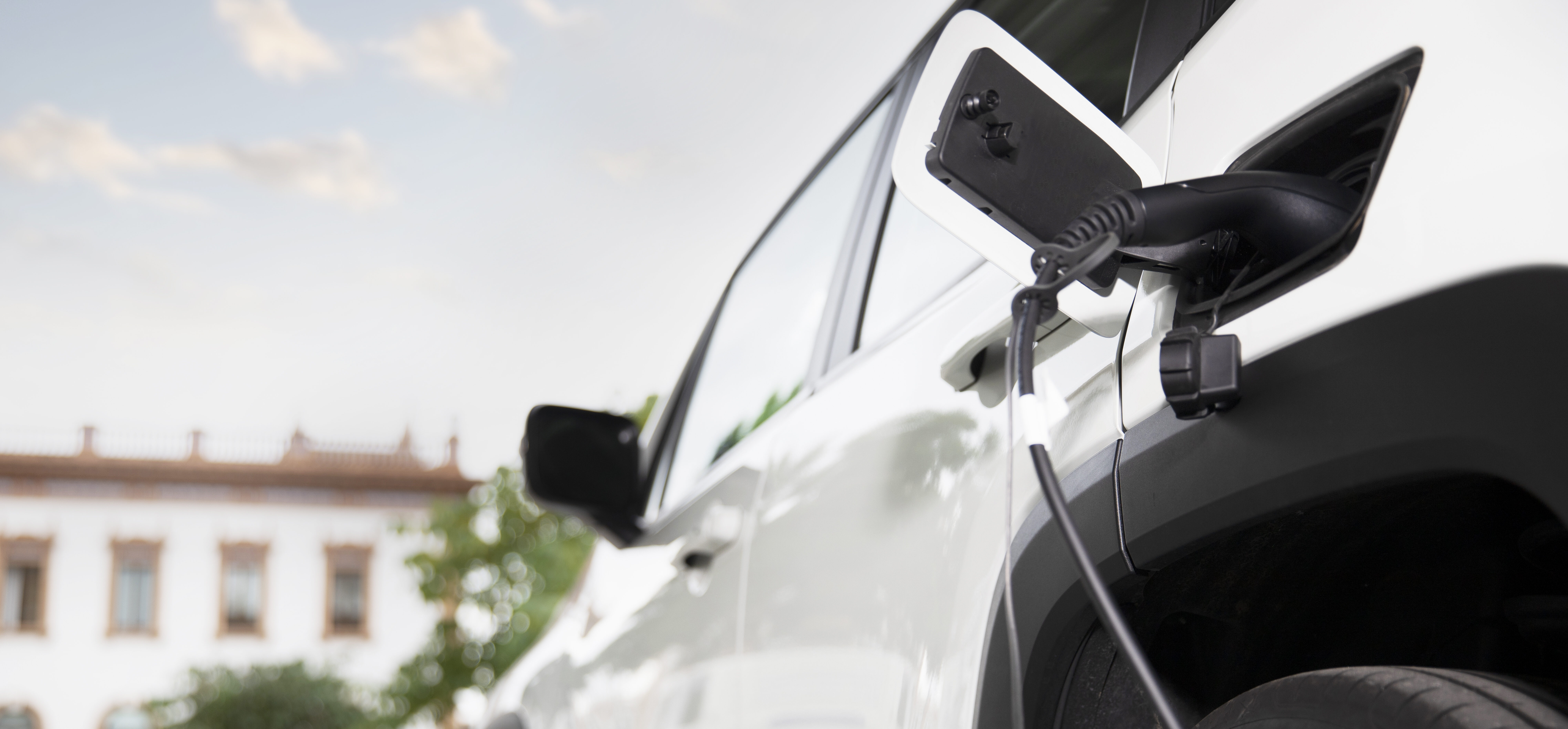 ricarica auto elettrica