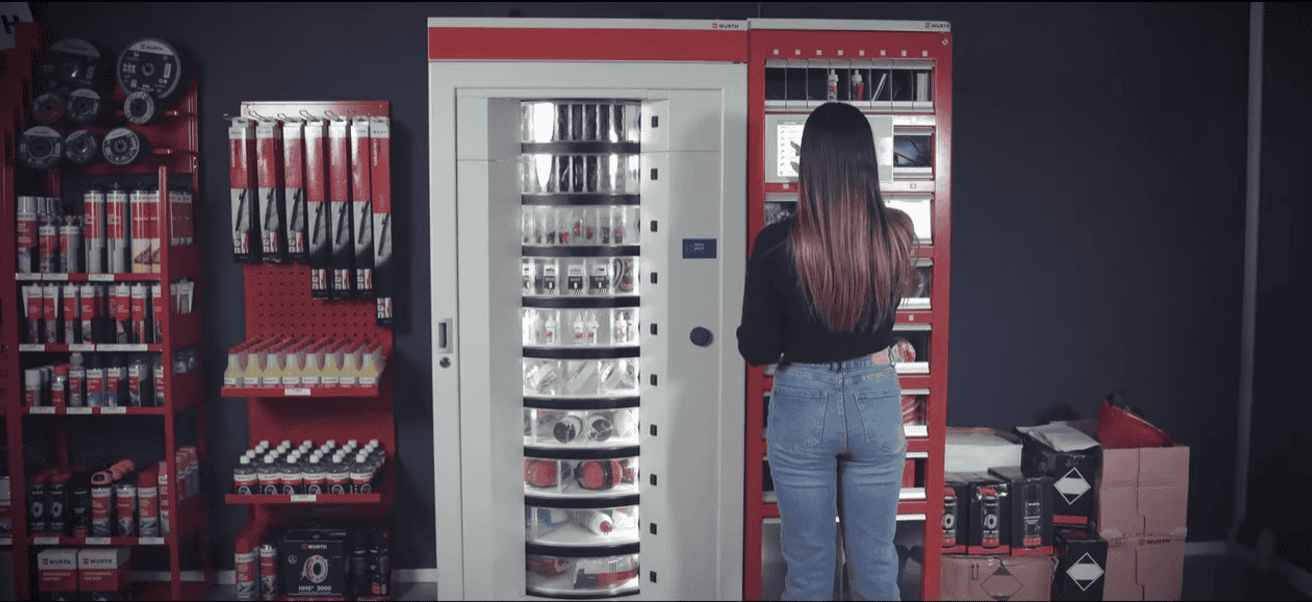 Distributori automatici di DPI e materiali di consumo: più efficienza e più sicurezza